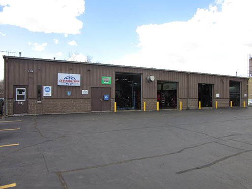 Auto and Car Shop in Neenah and Seymour [stateabbr]